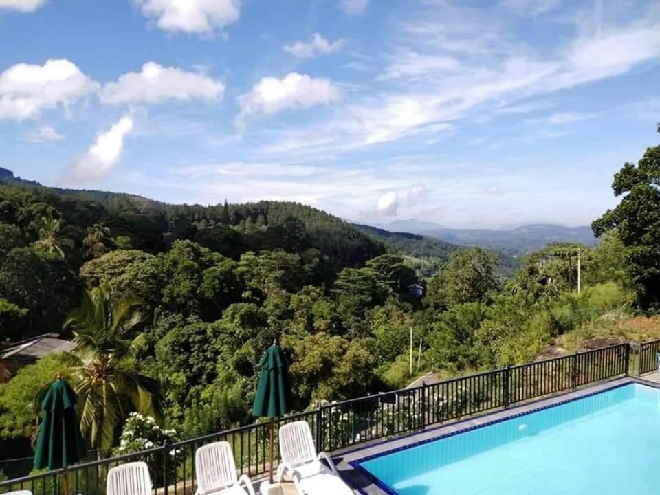 Bed and Breakfast The Grand Hills Kandy Exterior foto
